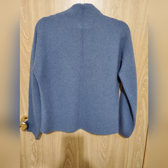 VINCE Blue Wool Cashmere funnel neck sweater size Small - Picture 4 of 5